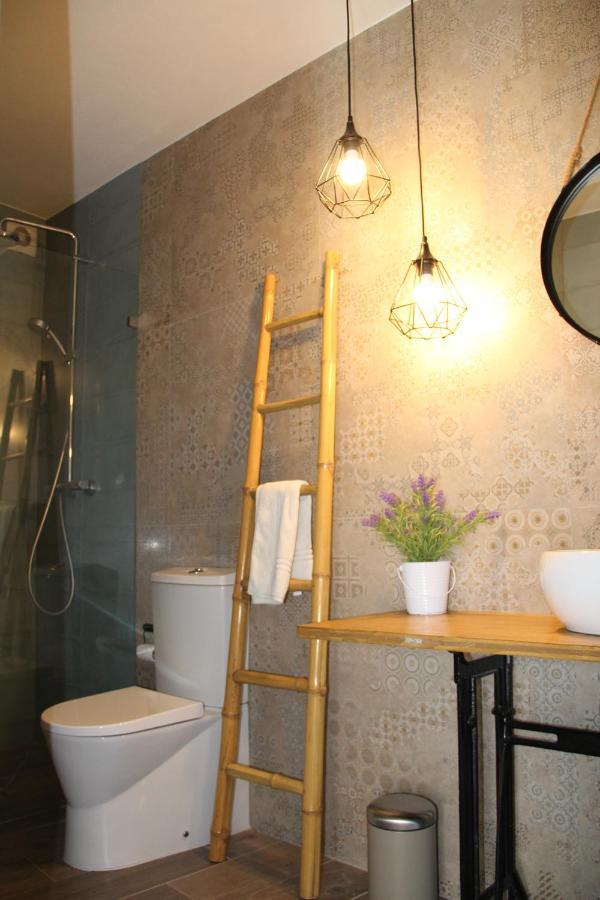 ラゴスTrendy Houseアパートメント エクステリア 写真